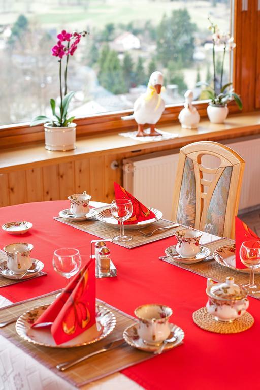 Auerhahn Bed And Breakfast - Black Forest - Waldhotel Eisenbach  Buitenkant foto